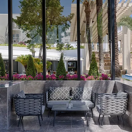 Otel Seven Seas Blue