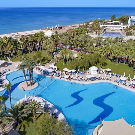 Seven Seas Blue Hotel