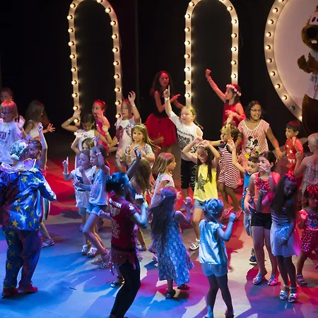 Seven Seas Blue Hotel Sidé