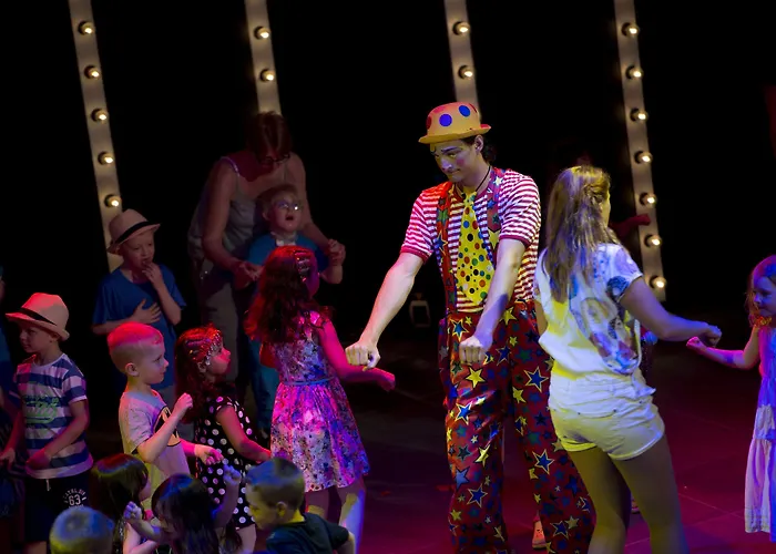 Seven Seas Blue 5* Side