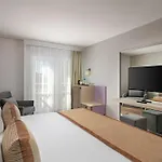 Hotel Seven Seas Blue Side